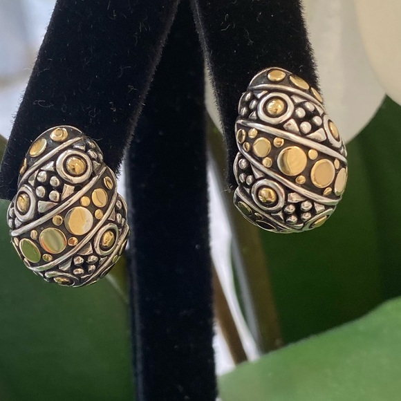 John Hardy Jewelry - John Hardy Jaisalmer Gold Dot Buddha Earrings